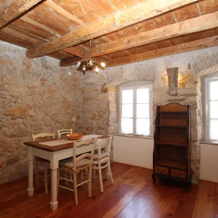 Apartment Authentic Kruzna Baska (Krk)